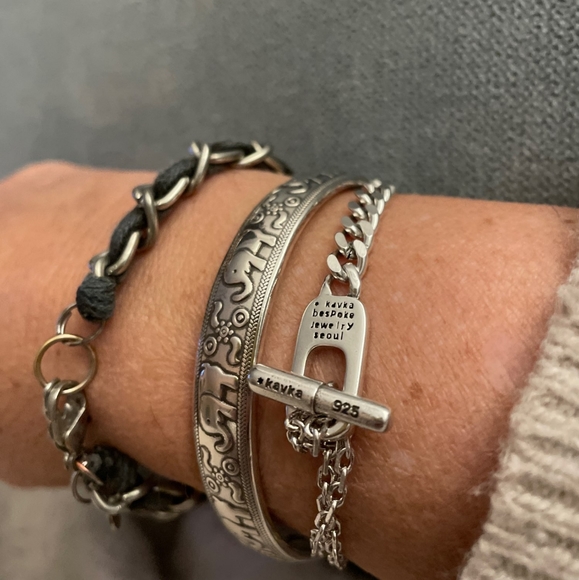 Unisex Engraved Elephant Bracelet 999 Pure Silver Cuff - Picture 2 of 14